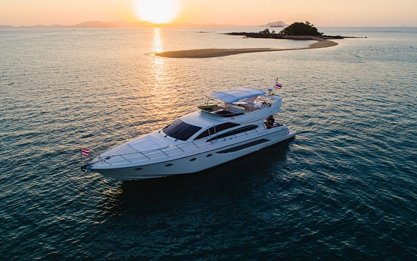 Аренда яхты Riva 70 Dolce Vita Aria Blue на Пхукете